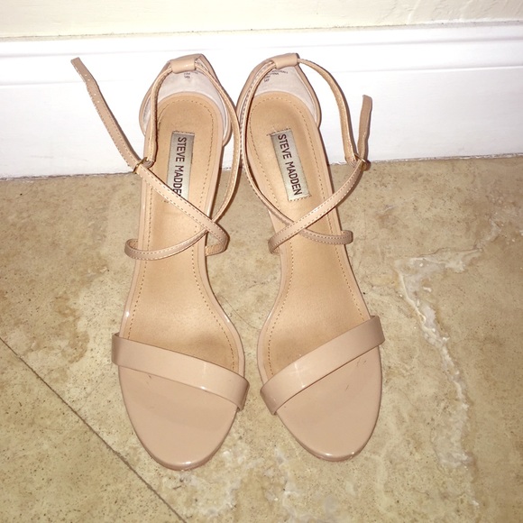 PRICE DROP! Steve Madden Heels!