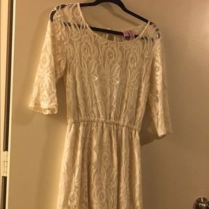 Lace white/cream dress
