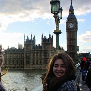 Meet your Posher, Hannah