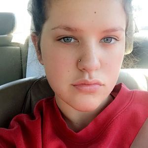 Meet your Posher, Evie