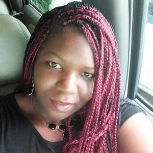 Meet your Posher, Angie