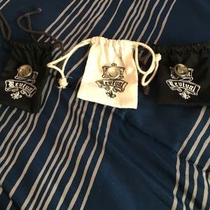 Rock revival buttons