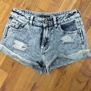 Kendall and Kylie acid wash denim shorts