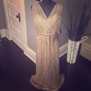 STUNNING Adrianna Papell beaded gown