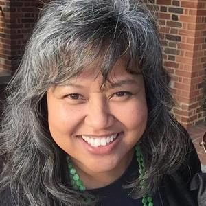 Meet your Posher, Rena