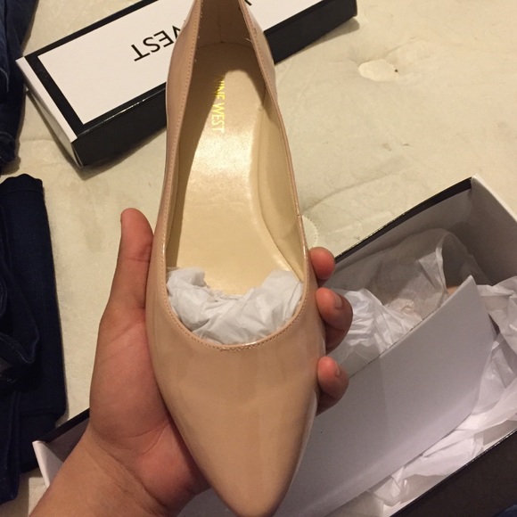 Flats - Picture 4 of 4