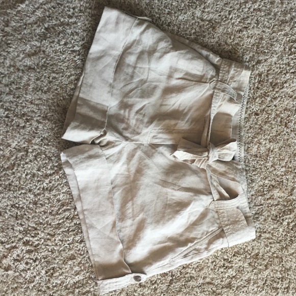 MOVING SALE🎉 Size 6 J. Crew Dress Shorts