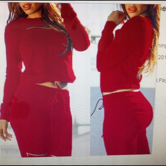 Sweatsuit red or black. Zippers are in. - Picture 2 of 4