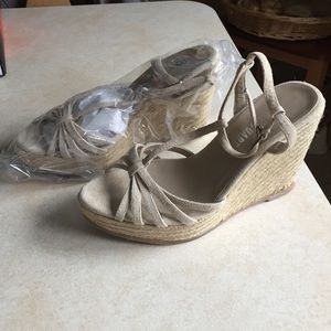 Brand new beige sandals