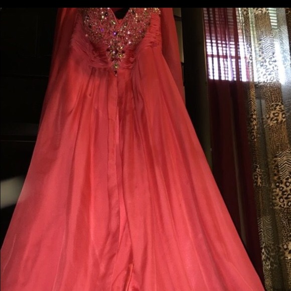 Sweetheart Coral Shell Ball Gown