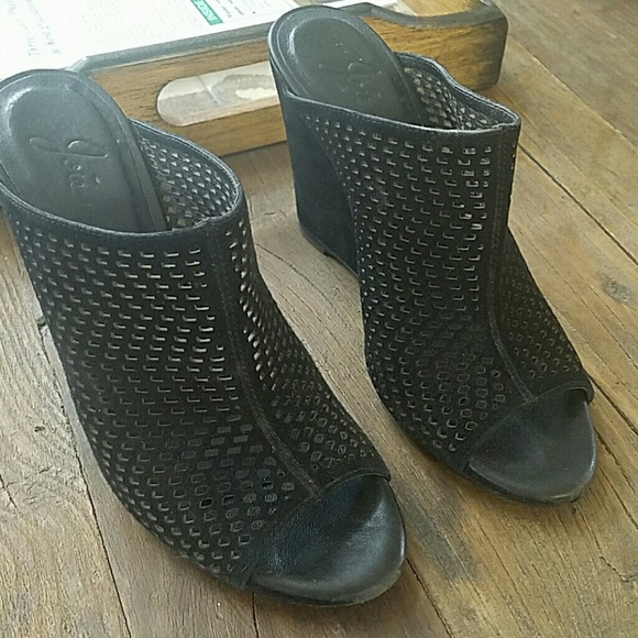 Joie Anita wedges