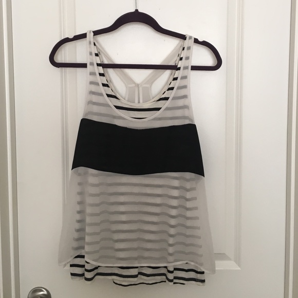 Stripe mixed tank