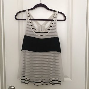 Stripe mixed tank