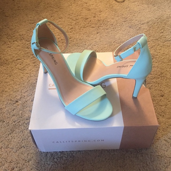 BRAND NEW Mint Strappy Heels