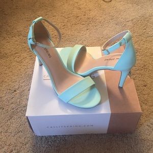 BRAND NEW Mint Strappy Heels