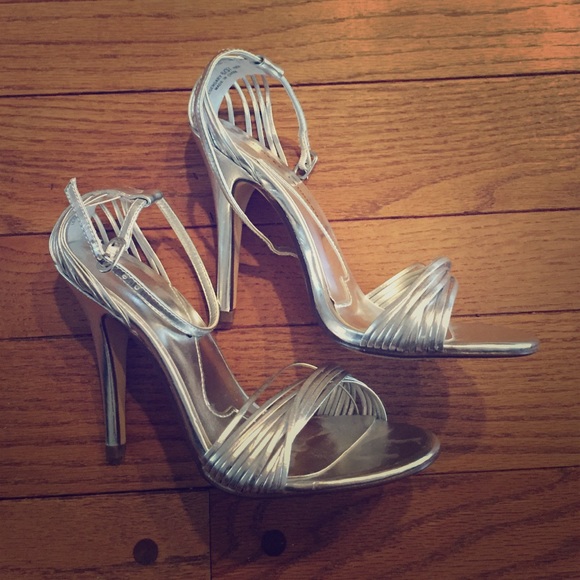 Chinese Laundry silver heels
