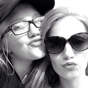 Meet your Posher, Avery