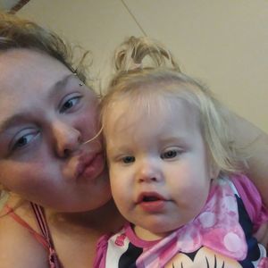 Meet your Posher, Crystal