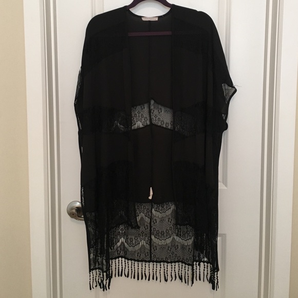 Black kimono with lace