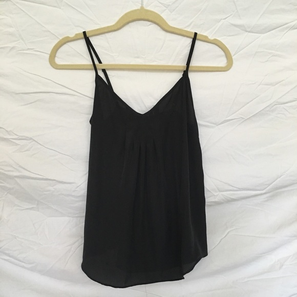 Black tank - Picture 1 of 1