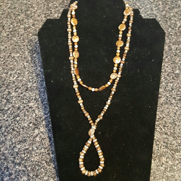 Tan gem necklace