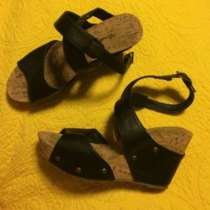 Sold Black and Cork wedges