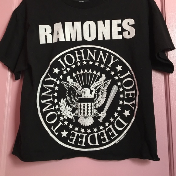 ramones top