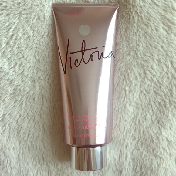 Victoria's Secret Victoria Body Lotion