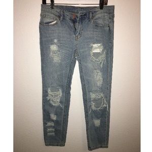 Urban outfitter ripped boyfriend Jean by BDG