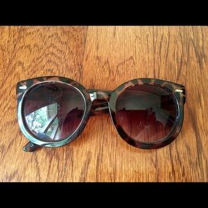 Urban Outfitters sunglasses