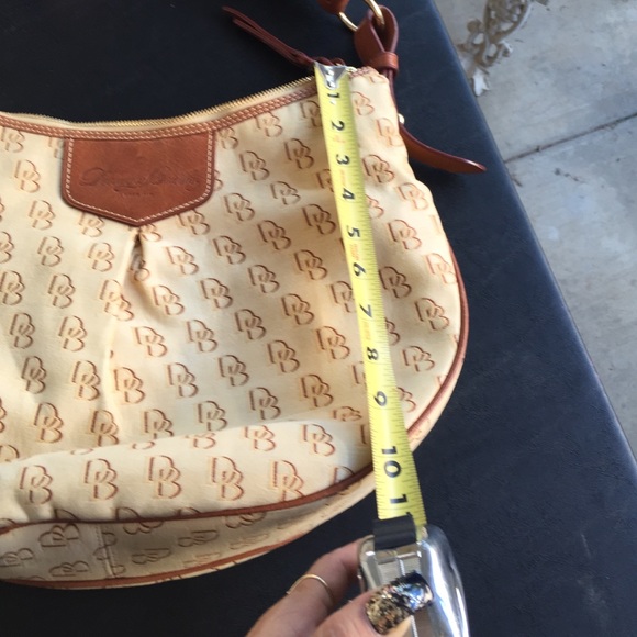 Dooney & Bourke | Bags | Like New Dooney Bourke Large Hobo  Dooney & Bourke large hobo like new