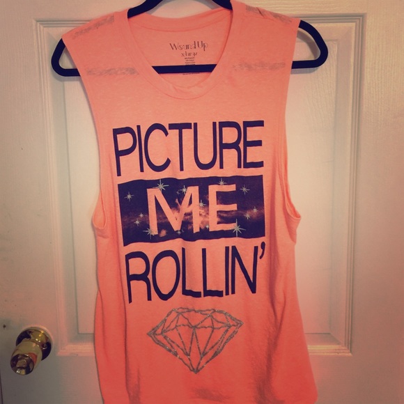 💎💎 picture me rolling tank - Picture 1 of 4
