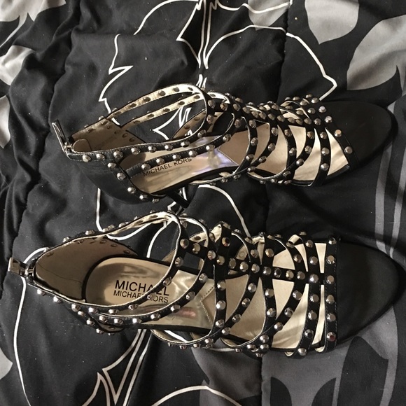 MK Heels