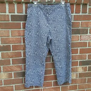Vintage black n white print Cotton/Spandex Capri