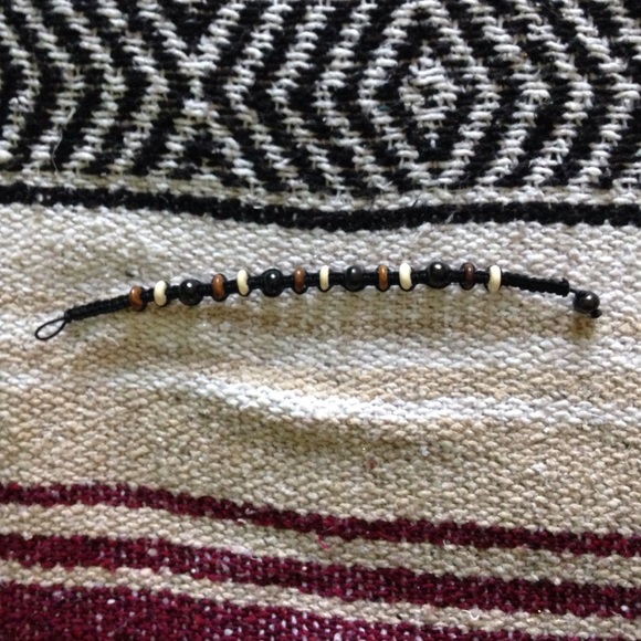 Tribal Bracelet - Picture 2 of 3