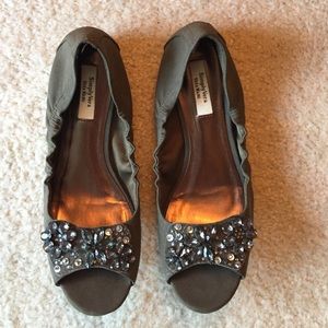 Simply Vera Hunter Green Flats