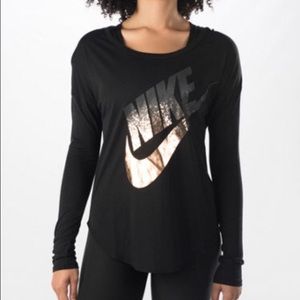 Long sleeve t shirt