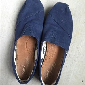 Toms Navy Blue 9