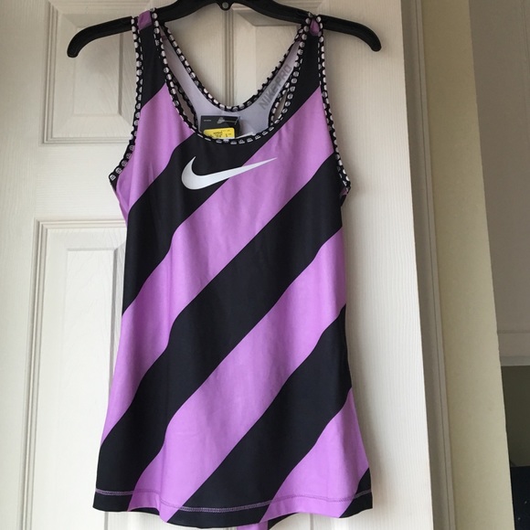 Nike Tops - NWT Nike Pro Racerback Tank