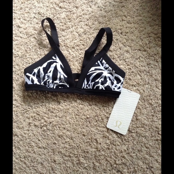 Lululemon swim top
