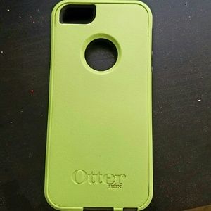 FLASH SALE :)Otterbox bright green case iPhone 5