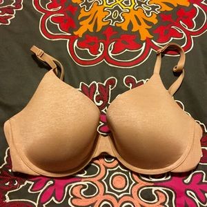 32d Uplift Semi Demi t-shirt bra