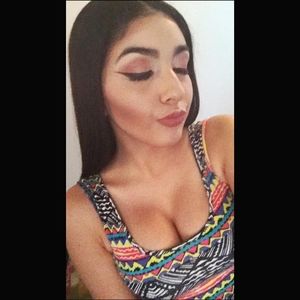 Meet your Posher, Serina