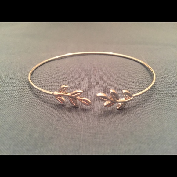 PRICE REDUCED!! Silver leaf bracelet!