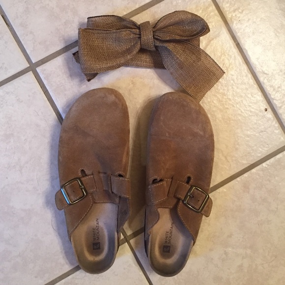 White Mountain Birkenstock-like Shoes