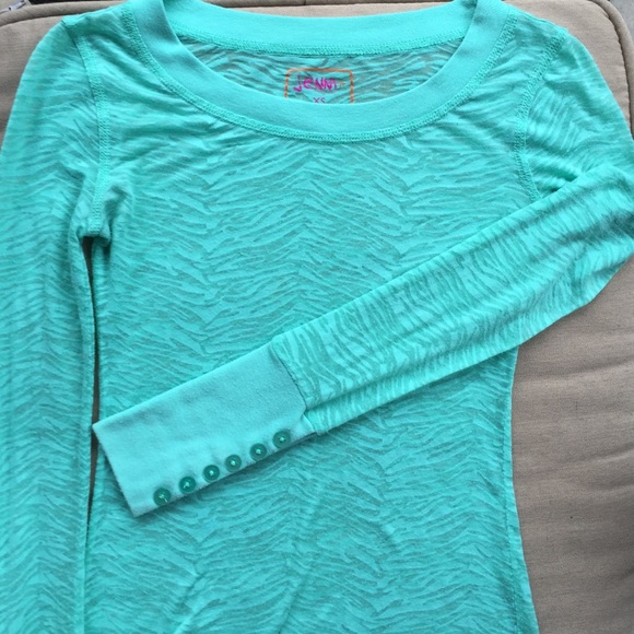 Mint green burn out long sleeve tee xs