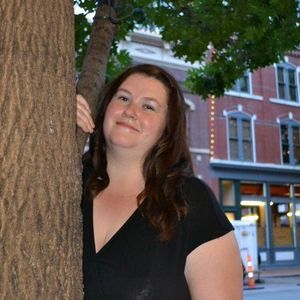 Meet your Posher, Holly