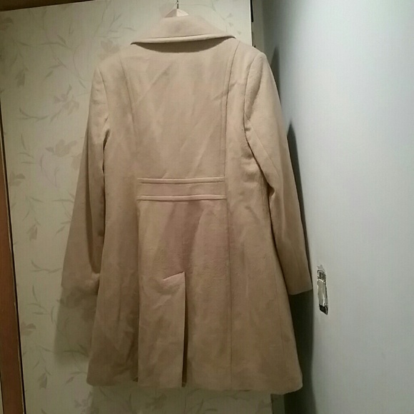 Tan Larry Levine dress coat