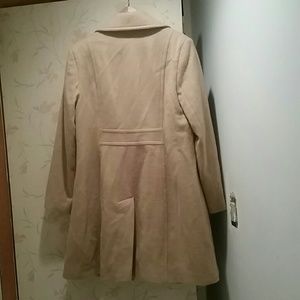 Tan Larry Levine dress coat