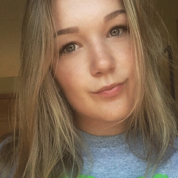 Meet your Posher, Maddy